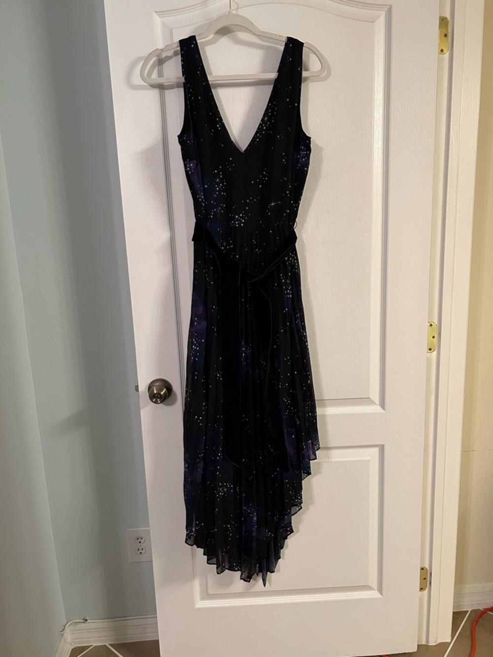 V-Neck Black & Deep Purple Sparkle chiffon dress size 6
